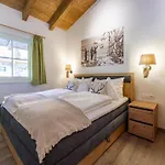 Апартаменты Luxury Tauern Walchen Kaprun 4 *