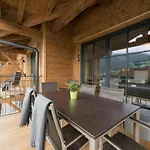 Luxury Tauern Walchen Kaprun 4 Апартаменты *