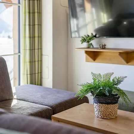 Luxury Tauern Walchen Kaprun 4 Апартаменты *