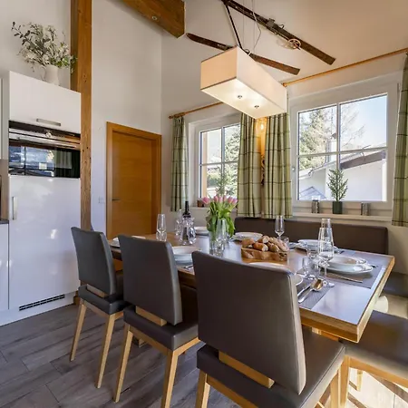 Luxury Tauern Walchen Kaprun 4 アパート ピーゼンドルフ