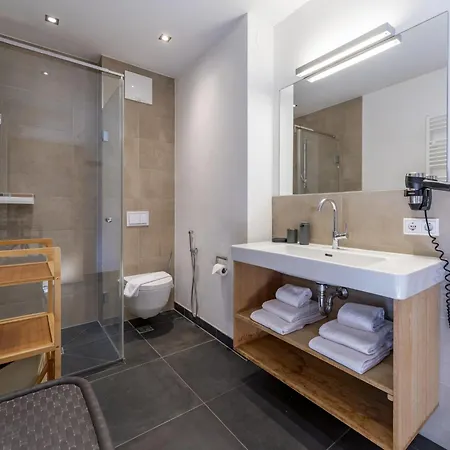 Luxury Tauern Walchen Kaprun 4 Апартаменты *