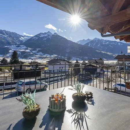 Апартаменты Luxury Tauern Walchen Kaprun 4 *