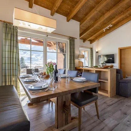 Luxury Tauern Walchen Kaprun 4 Апартаменты *