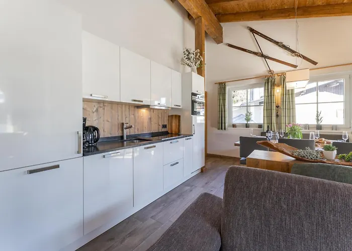 Luxury Tauern Walchen Kaprun 4 * ピーゼンドルフ